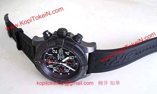 腕時計ブライトリング 人気 コピー スーパーアベンジャーブラックスティール A337B30DPB