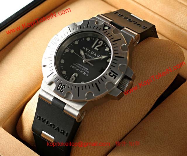 ブランド ブルガリ 時計コピー ディアゴノ プロフェッショナル スクーバ SD42SVD